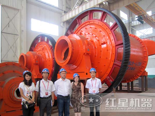 煤渣球磨機(jī) 煤渣球磨機(jī)