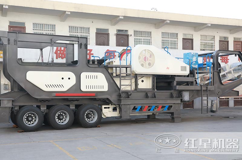 移動(dòng)碎石破碎機(jī)圖片