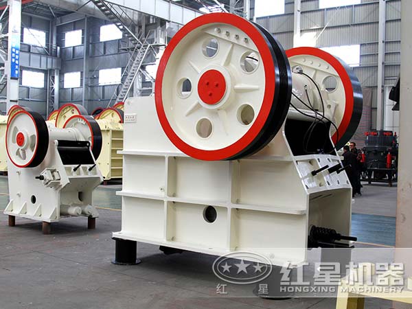 鄂式破碎機(jī)廠家 鄂式破碎機(jī)廠家