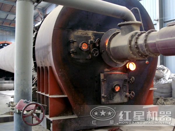 活性石灰回轉(zhuǎn)窯局部細(xì)節(jié) 活性石灰回轉(zhuǎn)窯局部細(xì)節(jié)