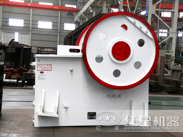 破石機(jī) 破石機(jī)