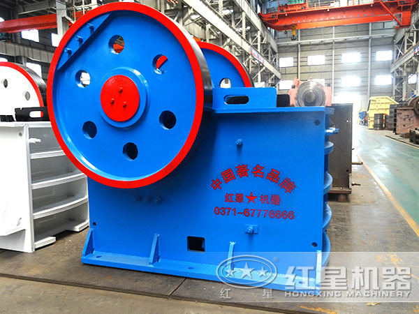 150×250顎式破碎機(jī)小體格擁有大能量， 輔助客戶創(chuàng)高收