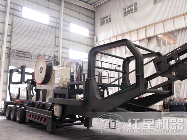 時(shí)產(chǎn)40噸車載流動(dòng)打沙機(jī)，縱橫于重慶城鄉(xiāng)之間