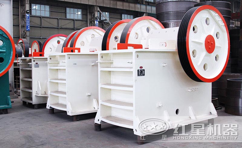 哪兒有小型石子破碎機(jī)？一套價(jià)錢是多少？