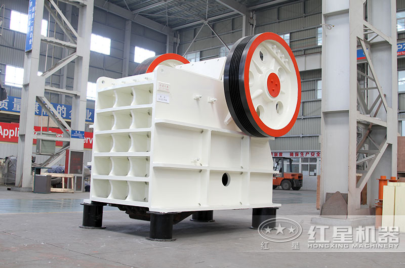 攻無(wú)不克的頭破—顎式破碎機(jī)