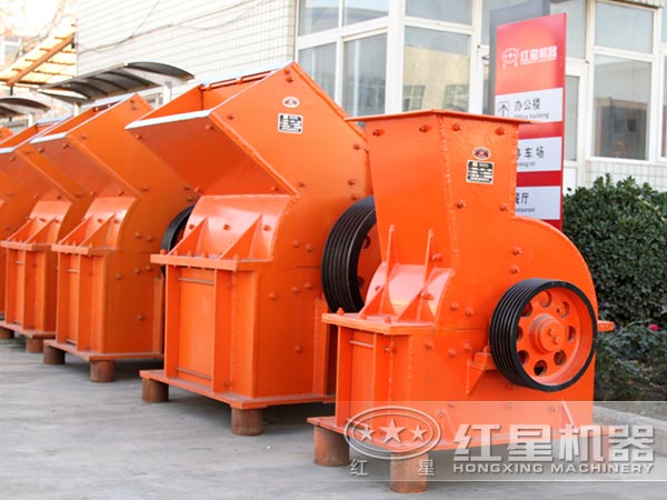 錘破機(jī)與反擊破碎機(jī)哪個更適用于二段破碎？